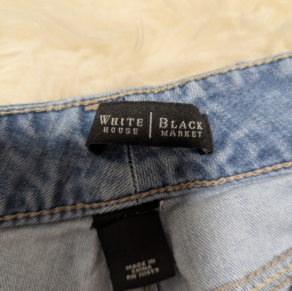 White House Black Market Capri's